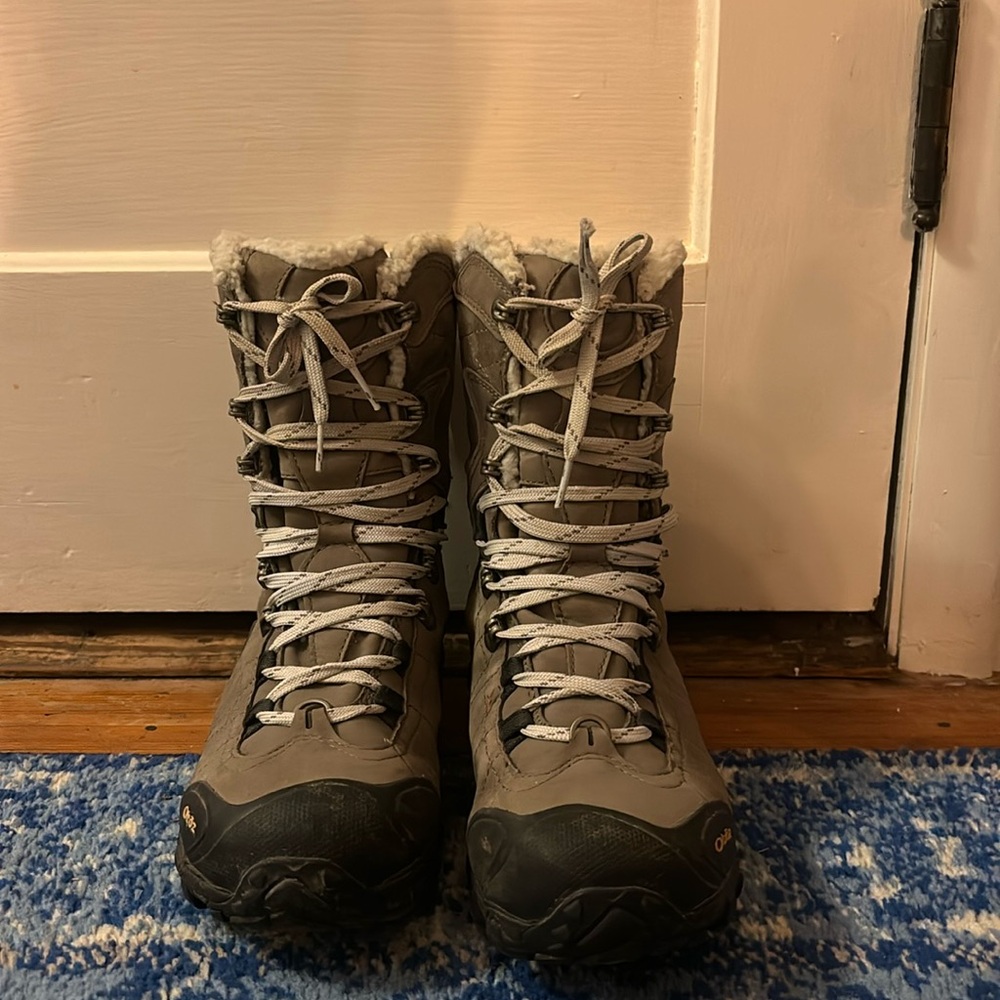 Obōz Snow Shoes/Boots WOMENS SIZE 10